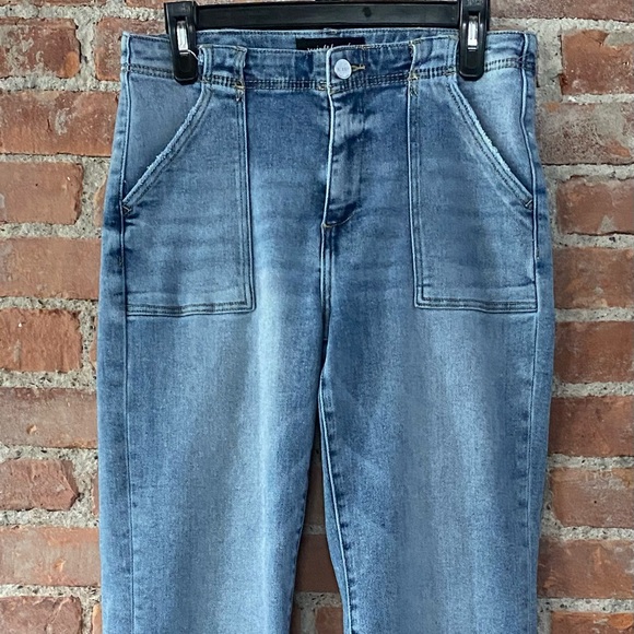 RISEN High Waisted Wide Legs Stylish Blue Denim Jeans w/ Front Pockets, Zipper - Picture 3 of 11